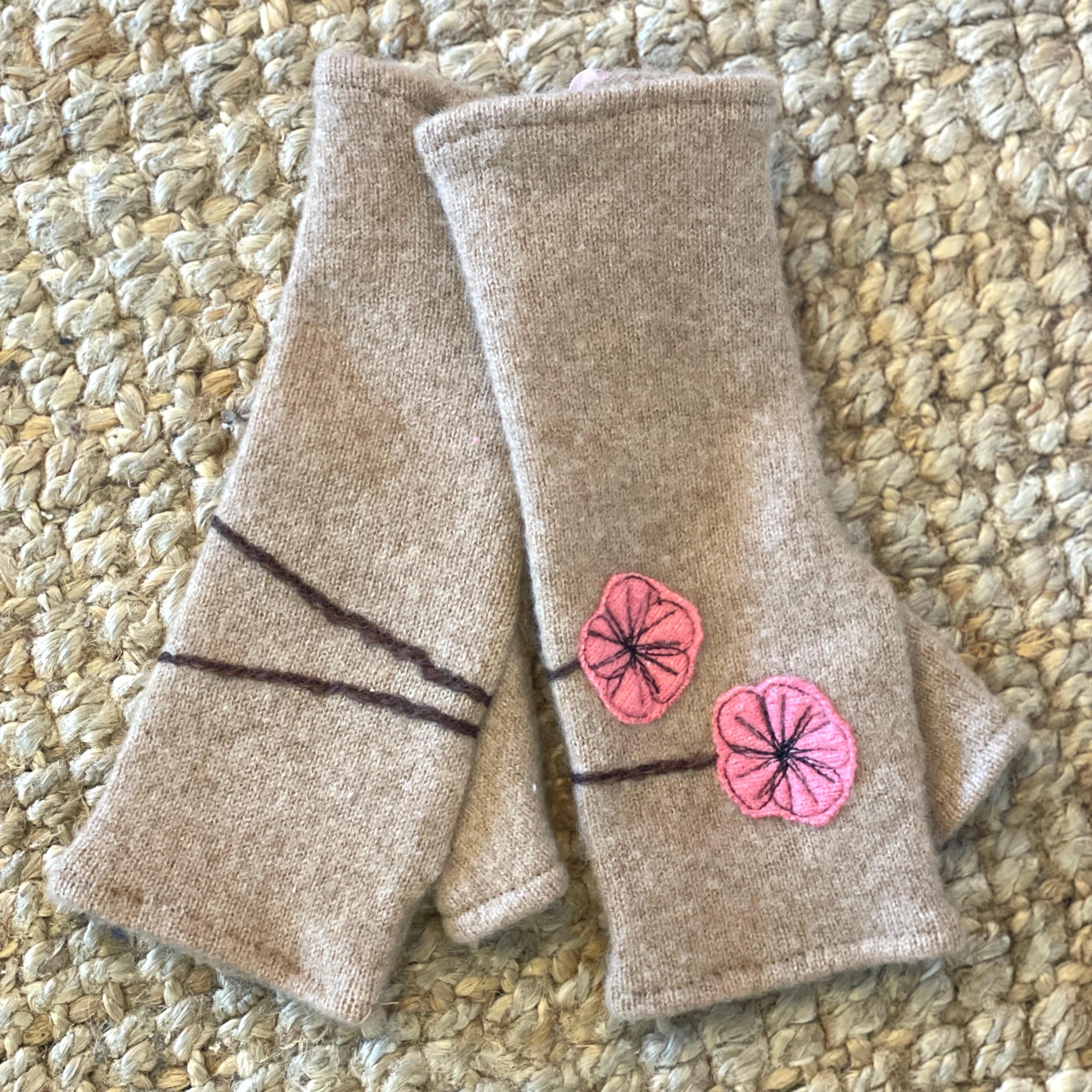 Cherry Blossom/Beige Fingerless Cashmere Gloves - PORCH