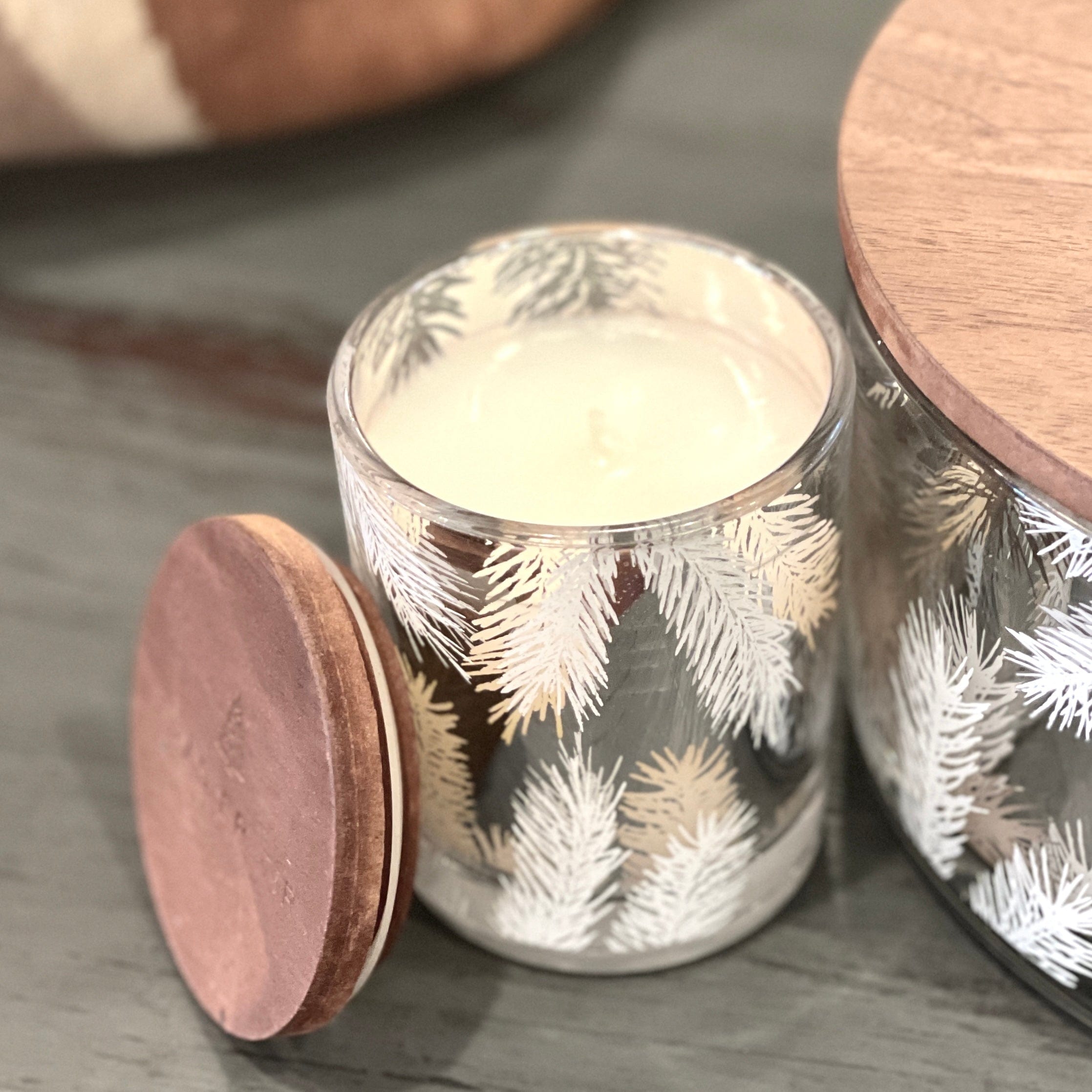 Thymes - Frasier Fir Frosted Plaid Medium Candle