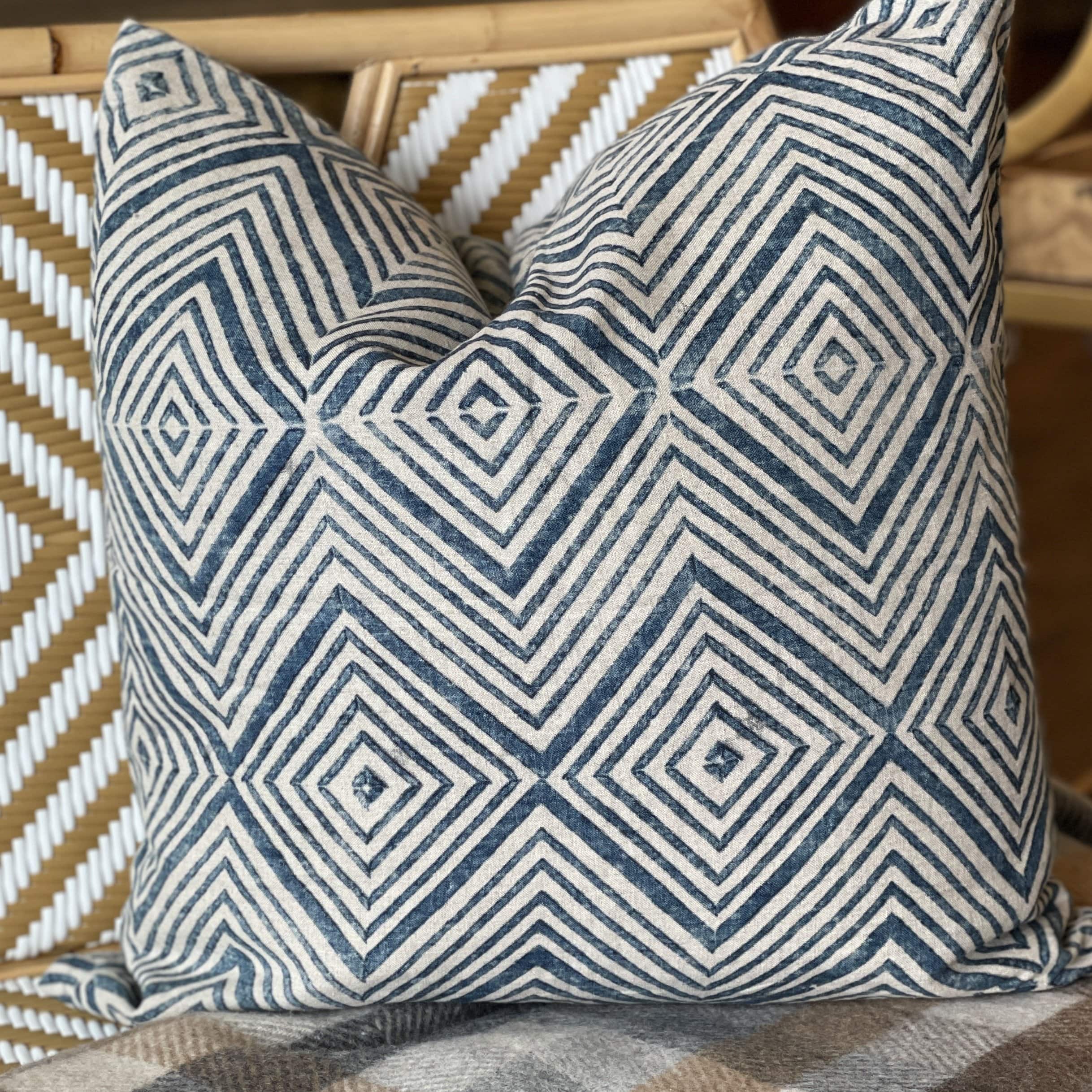 Ashante Linen Decorative Pillow - PORCH